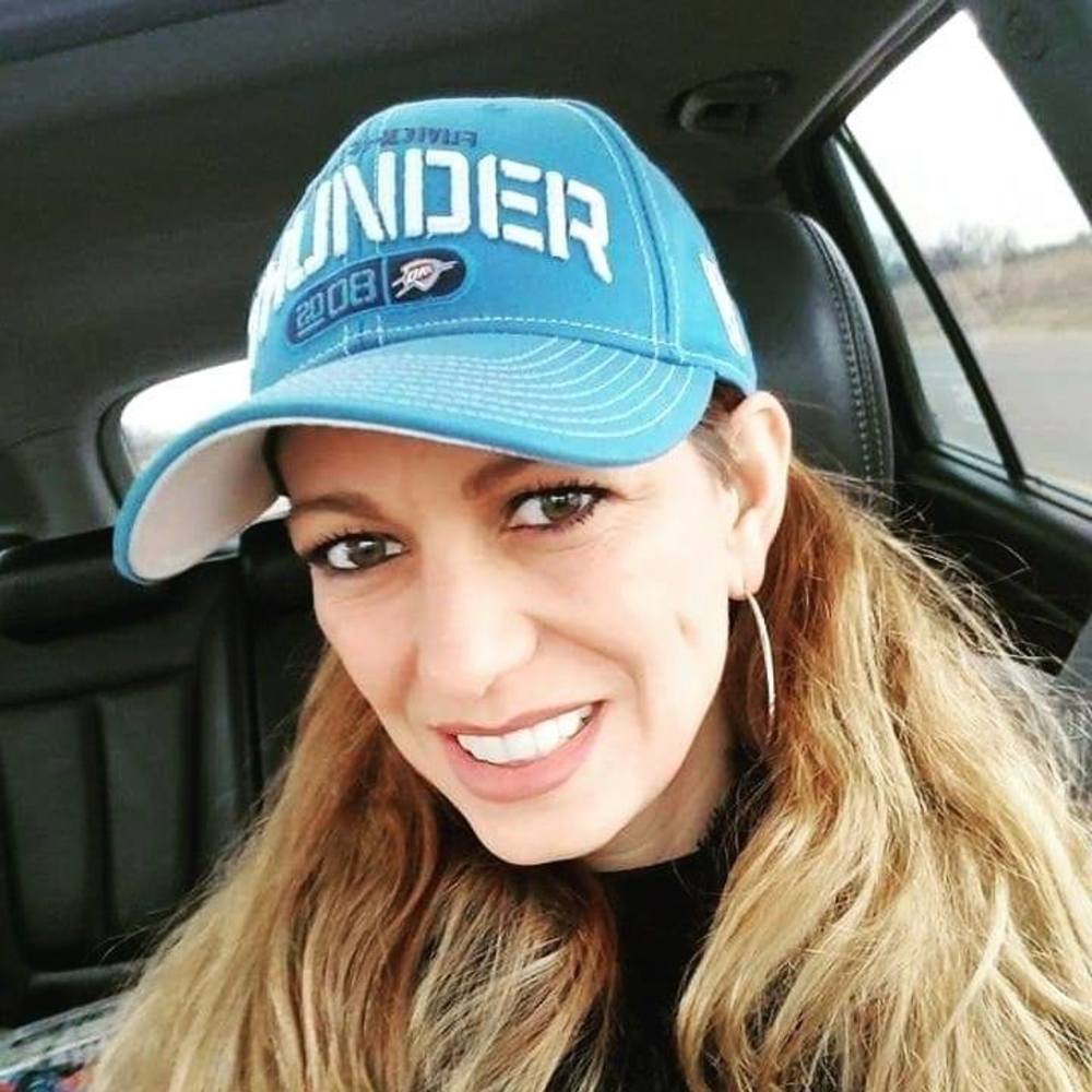 Meet your Posher, Angela